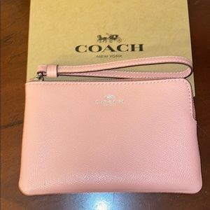 🛑SOLD🛑Coach Wristlet